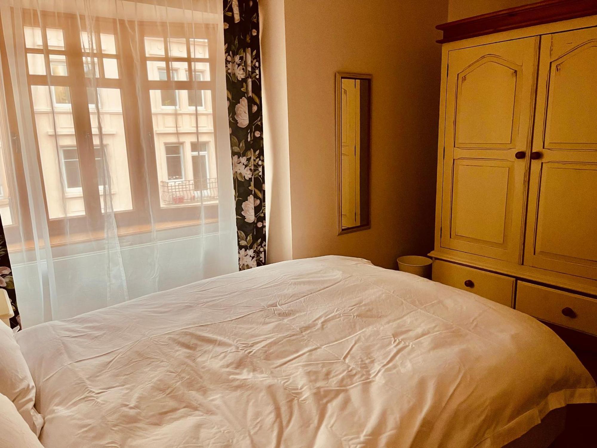 Georgian Guest Rooms 巴塞尔 外观 照片